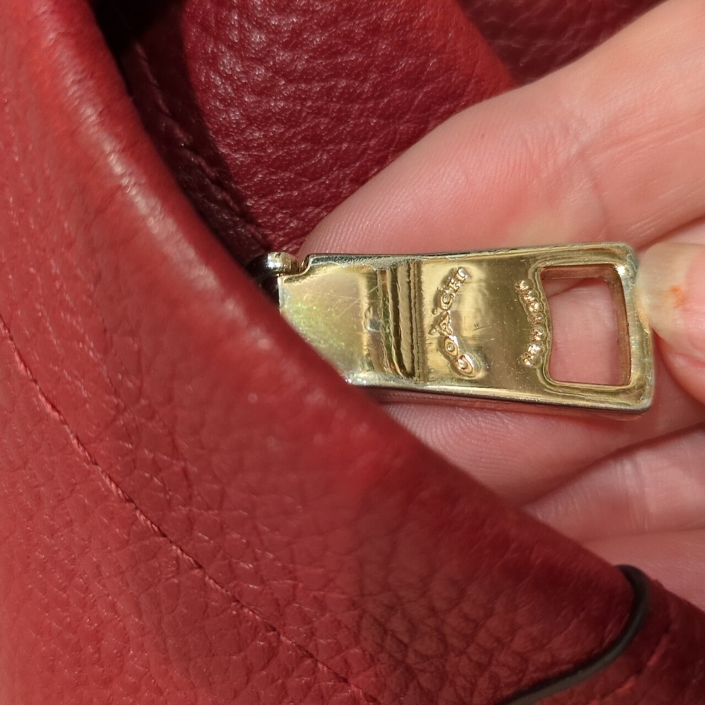 Coach GUC Red Burgundy Leather Hobo Shoulder Or Crossbody Bag Purse - Picture 15 of 16